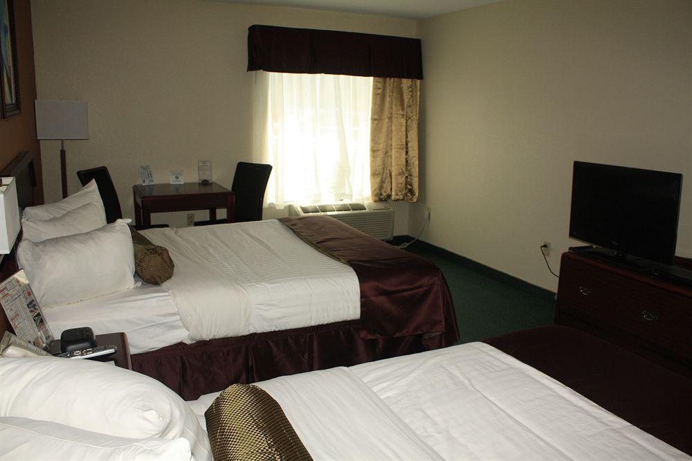 Super 8 By Wyndham Somerset Buitenkant foto