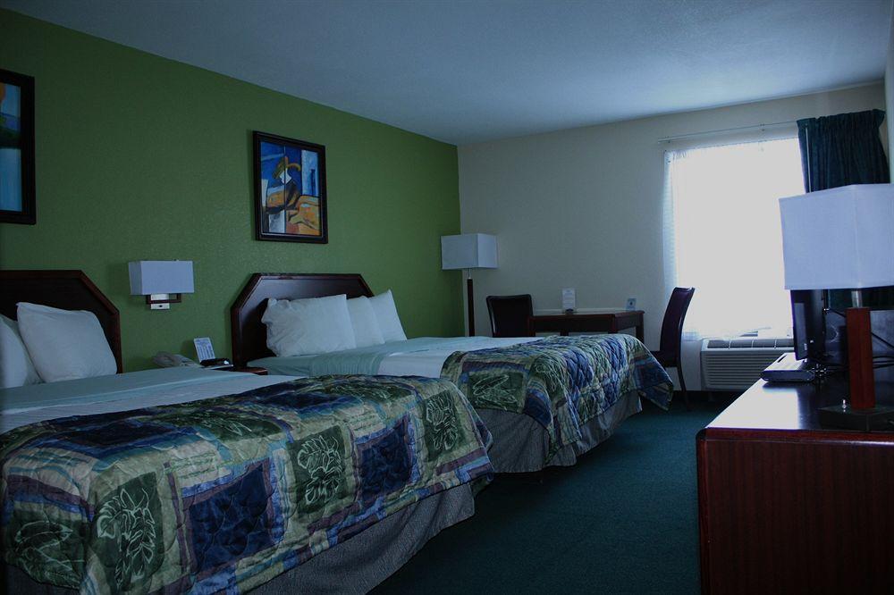 Super 8 By Wyndham Somerset Buitenkant foto