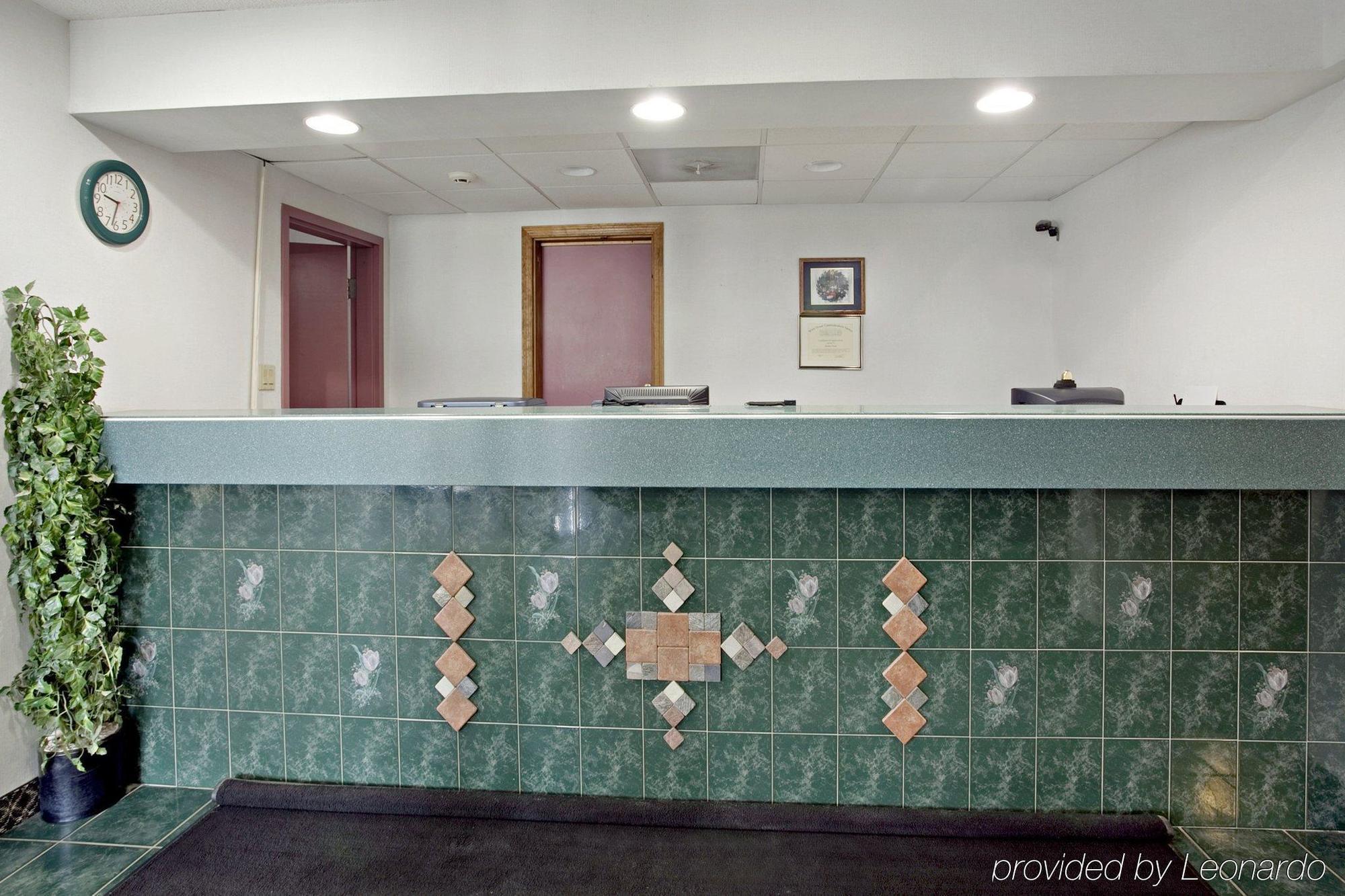 Super 8 By Wyndham Somerset Interieur foto