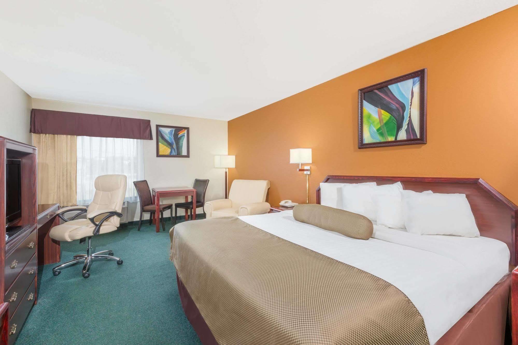 Super 8 By Wyndham Somerset Buitenkant foto