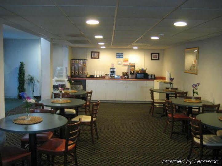 Super 8 By Wyndham Somerset Buitenkant foto